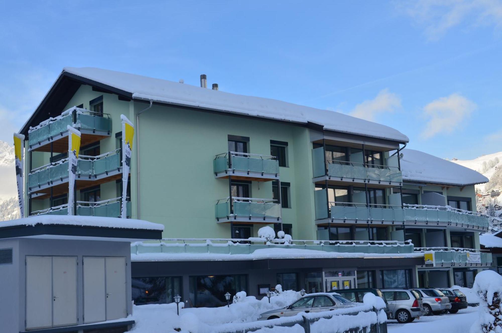 Hotel Hahnenblick Энгельберг Экстерьер фото