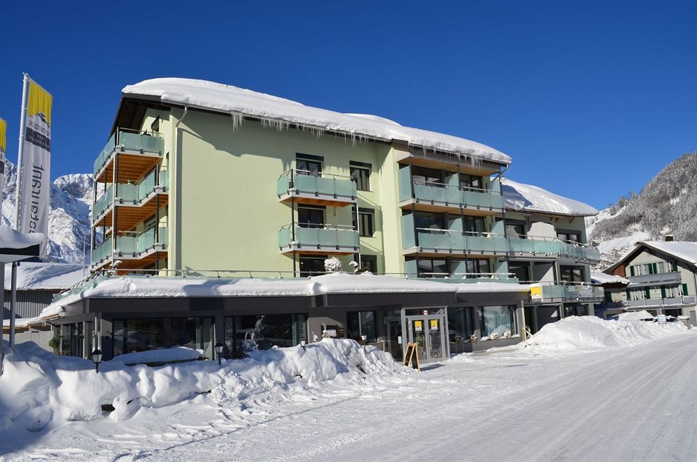 Hotel Hahnenblick Энгельберг Экстерьер фото